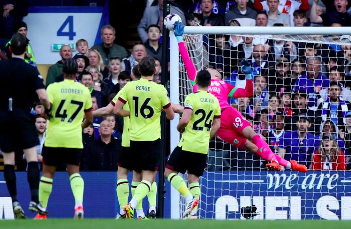 欧博官网登录入口 -关于伯恩利队长受伤无缘比赛，球队陷入危机的信息